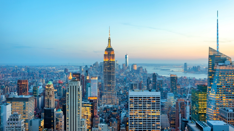 Midtown Manhattan with the Empire State Building in the center